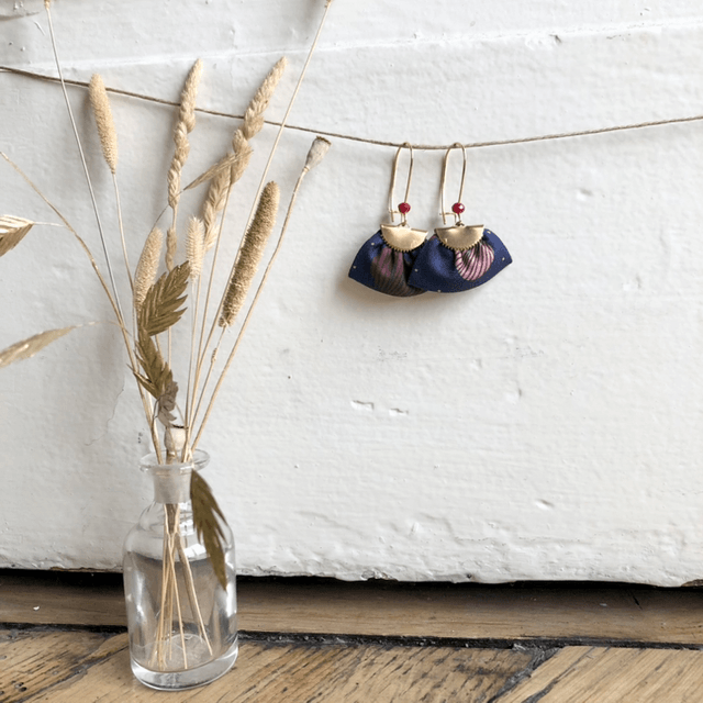 Boucles d'oreilles - DORMEUSES PLUMES - bleu et rouge