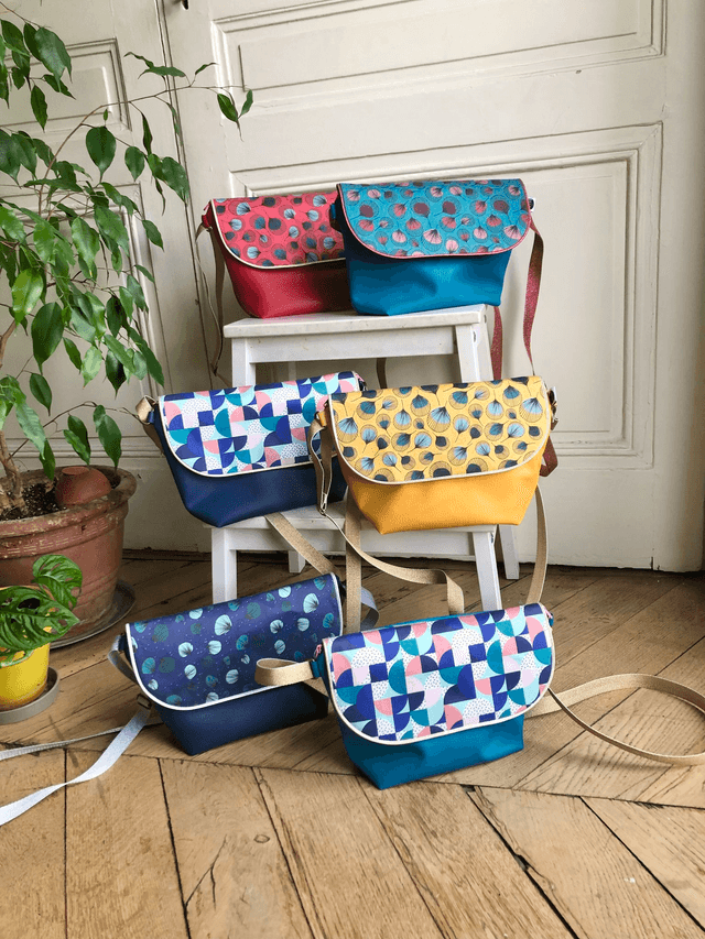 Sac Bandoulière - BAUHAUS bleu électrique et intérieur vert clair