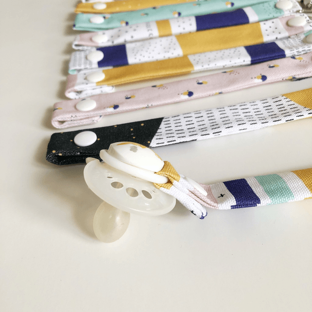 Attache tétine - CITY - adaptateur silicone
