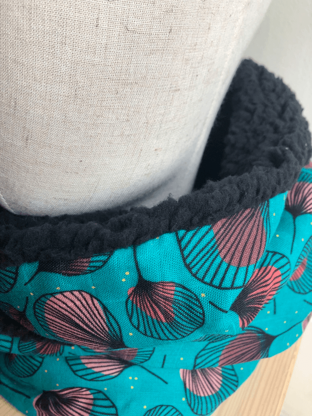 Echarpe double tour Sherpa - PLUMES - vert et noir