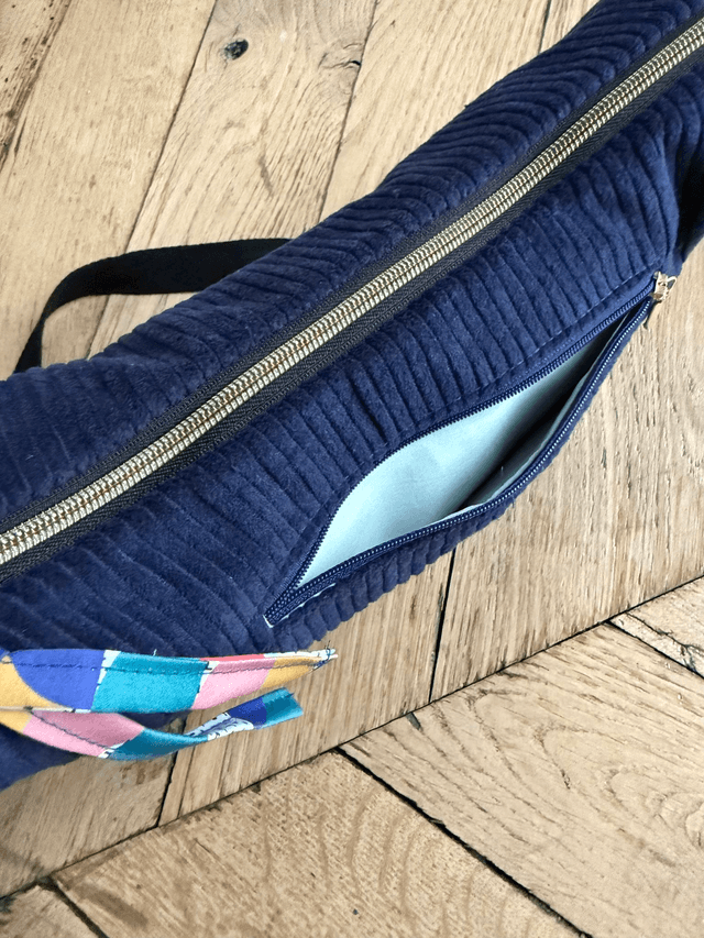 Sac Demi Lune velours côtelé - Bleu Marine - motifs BAUHAUS
