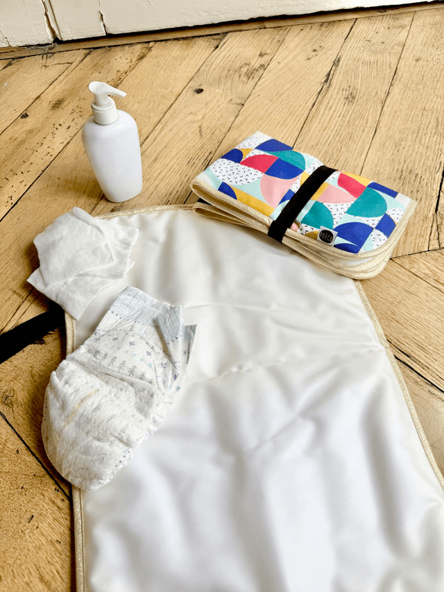 Tapis à langer pliable avec tissu imperméable -  BAUHAUS