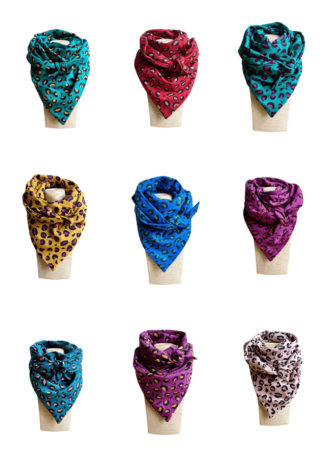 Foulard triangle - LEOPARD pétrole et vert clair