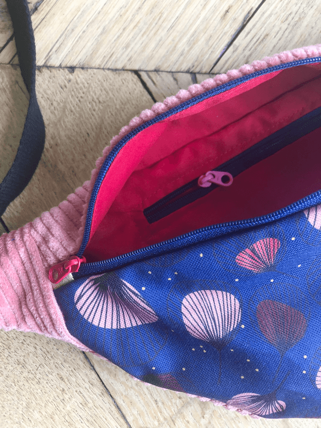 Sac Banane velours côtelé  - PLUMES - rose et blau marine
