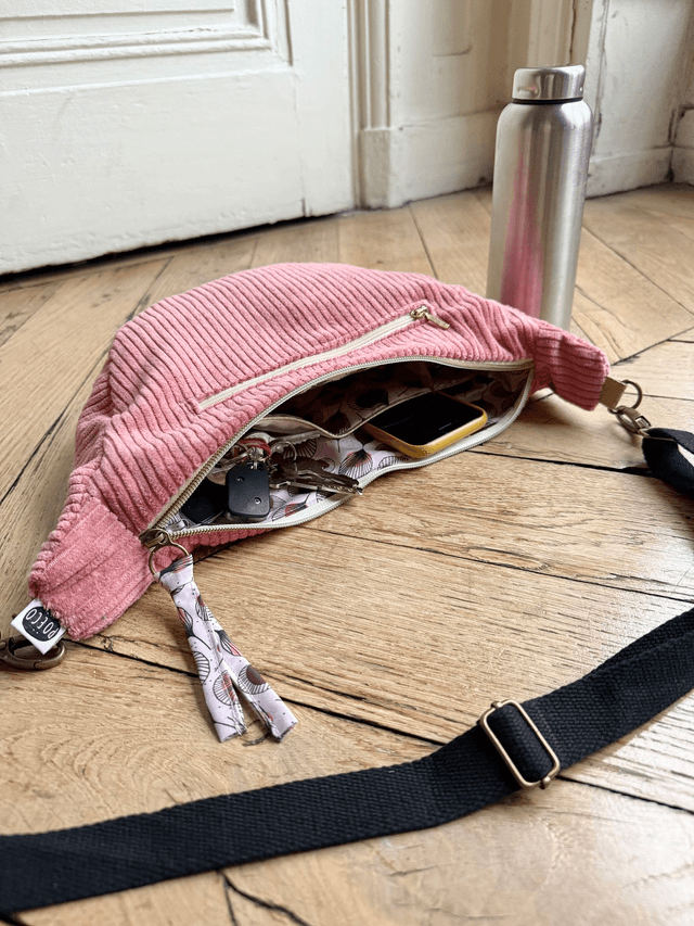 Sac Demi Lune velours côtelé - rose - motifs PLUMES