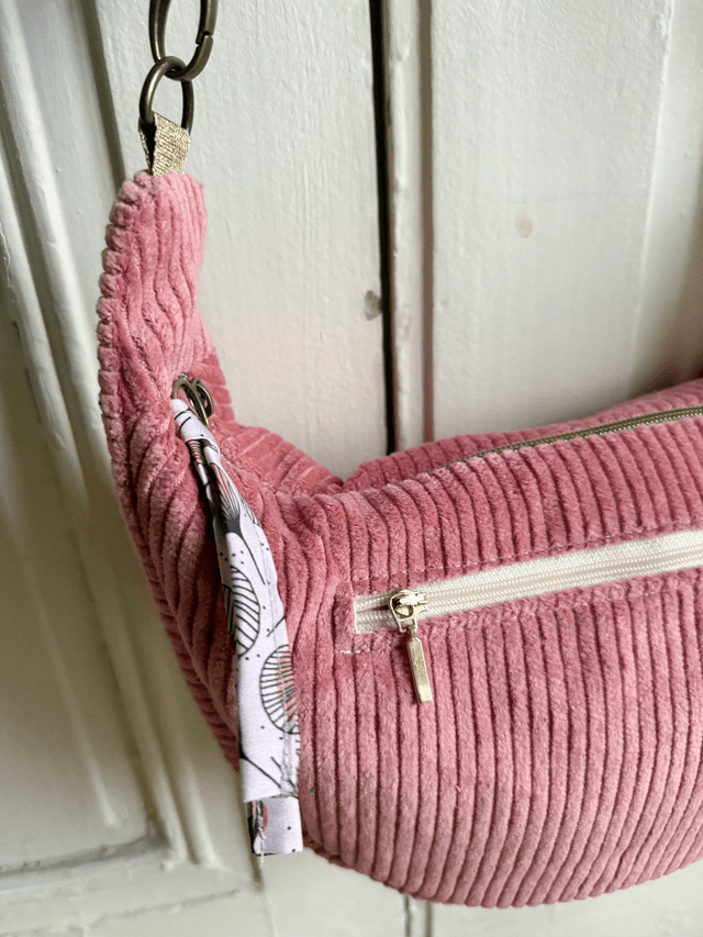 Sac Demi Lune velours côtelé - rose - motifs PLUMES