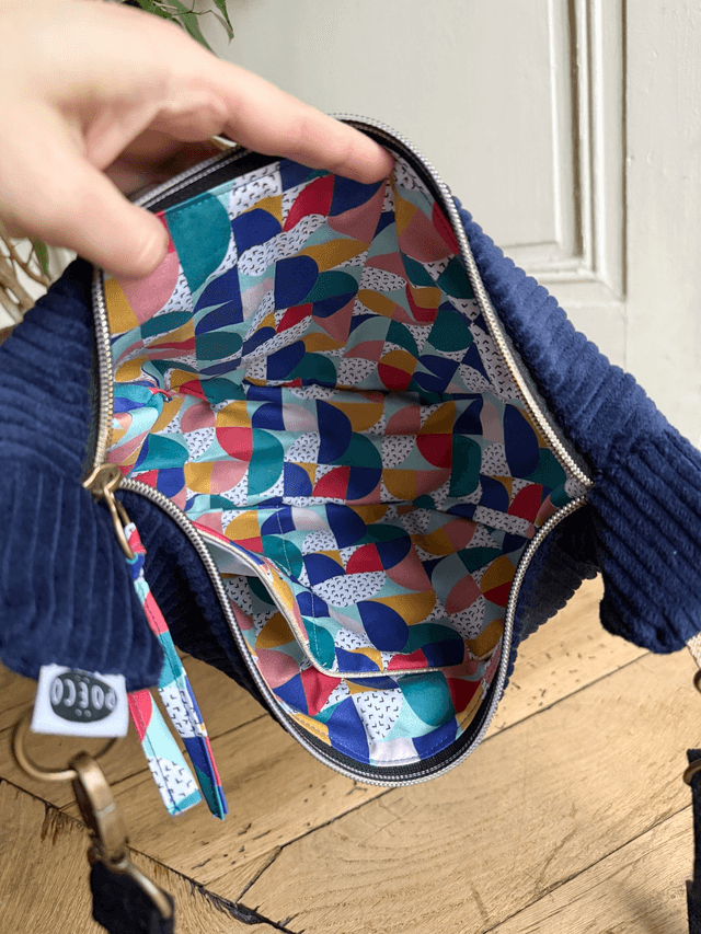 Sac Demi Lune velours côtelé - Bleu Marine - motifs BAUHAUS