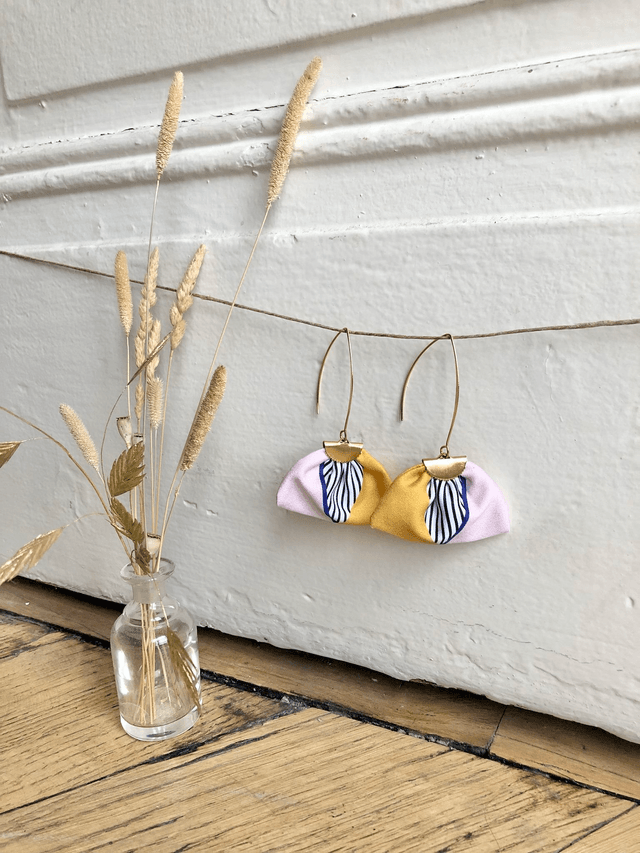 Boucles d'oreilles -  LONGUES RAYEES - rose jaune et bleu