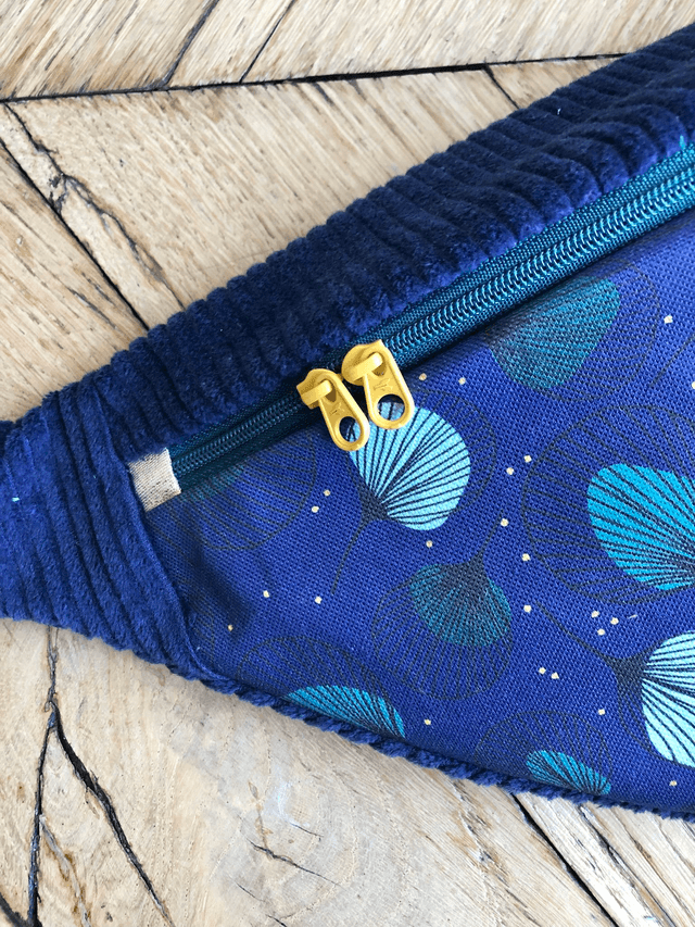 Sac Banane velours côtelé  - PLUMES - bleu marine