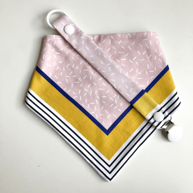 Coffret bavoir bandana + attache tétine - jaune, bleu et jaune