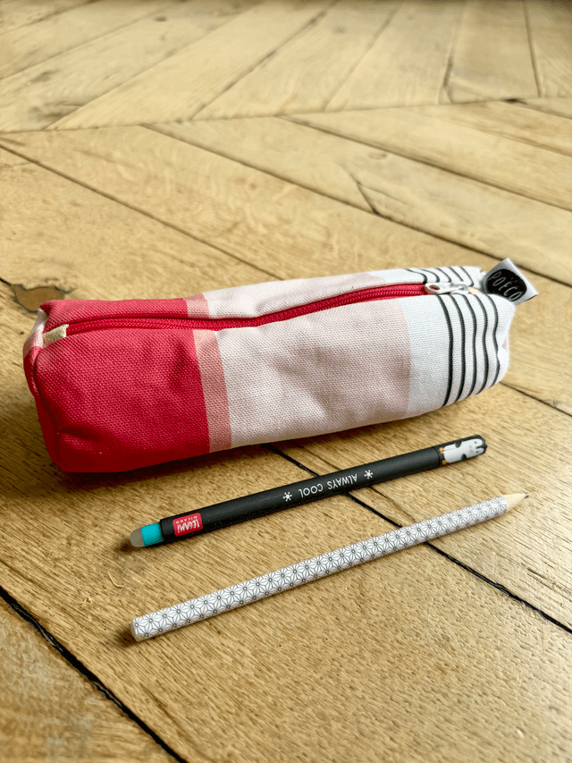 Trousse écolier - intérieur impérméable
