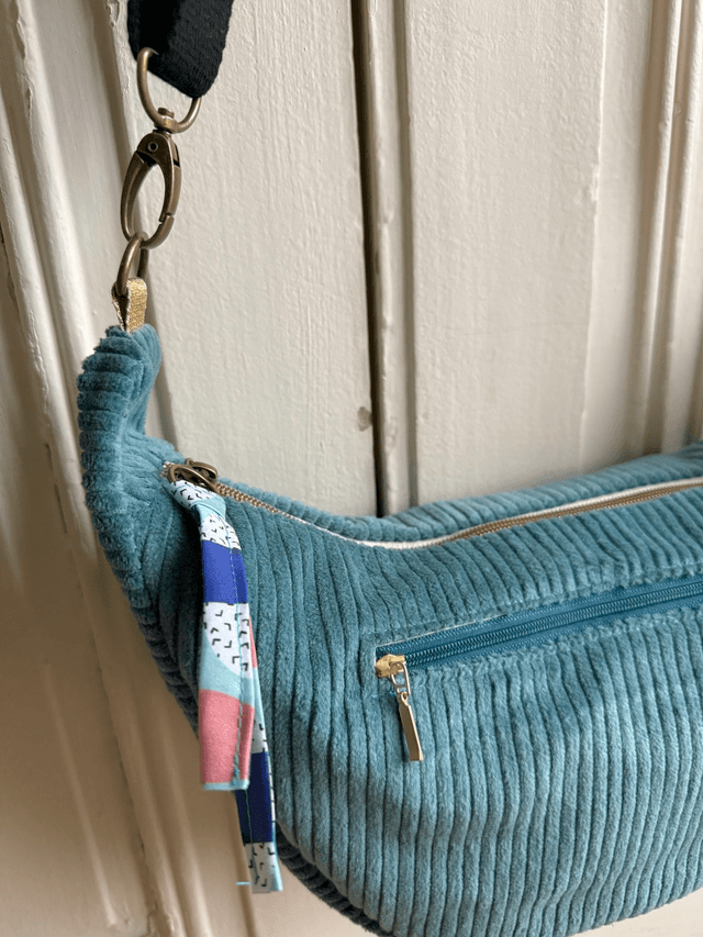 Sac Demi Lune velours côtelé - Bleu Clair - motifs BAUHAUS