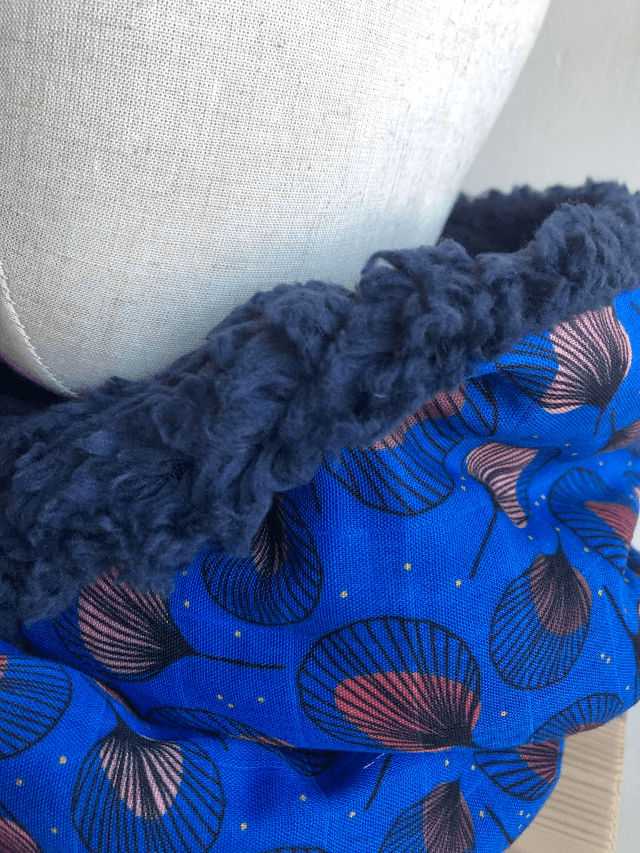 Echarpe double tour Sherpa - PLUMES - bleu et rouge