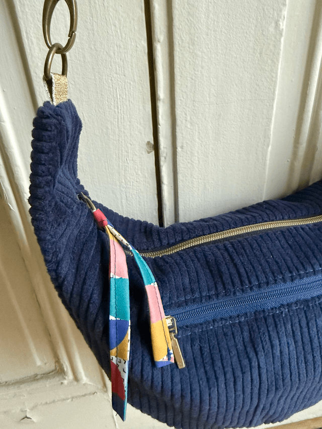 Sac Demi Lune velours côtelé - Bleu Marine - motifs BAUHAUS