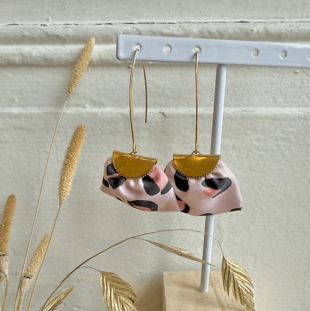 Boucles d'oreilles -  LONGUES LÉOPARD - rose
