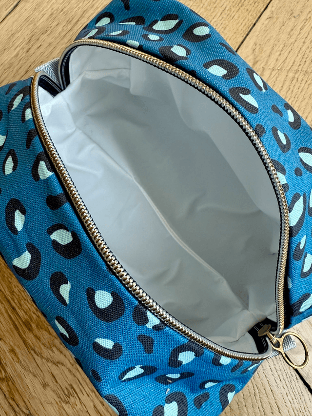 Trousse de toilette carré - tissu intérieur imperméable - LEOPARD velours pétrole + pétrole