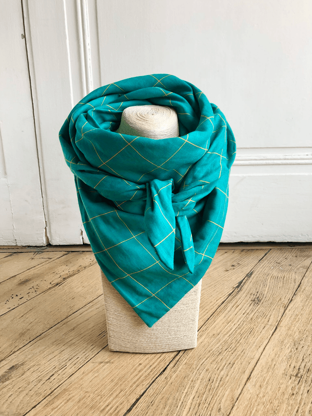 Foulard triangle - grille - vert et lignes jaunes
