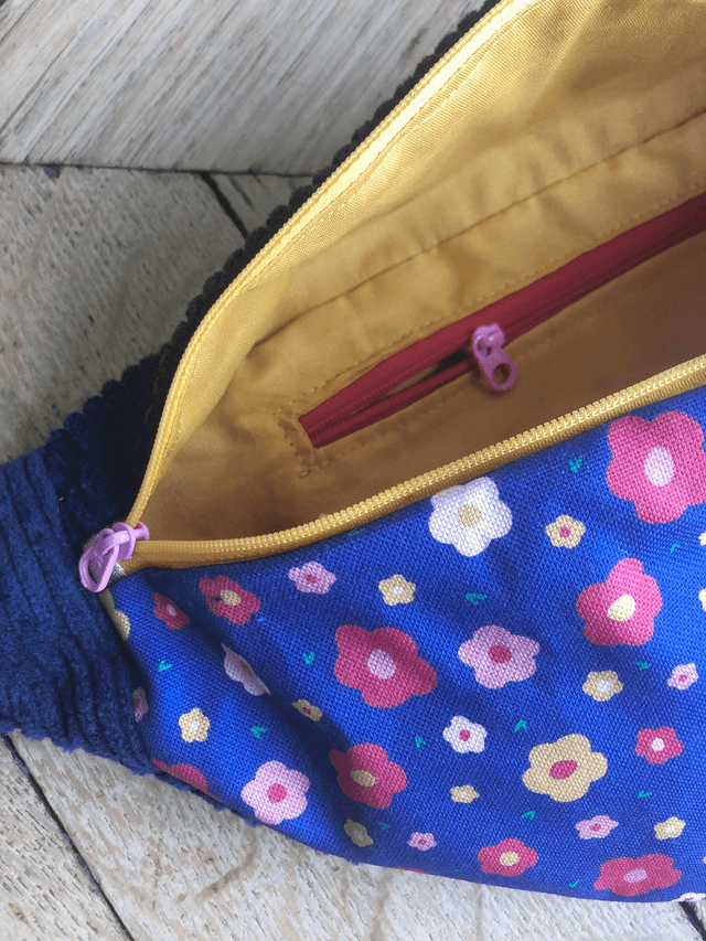 Sac Banane velours côtelé  - FLEURS - bleu marine