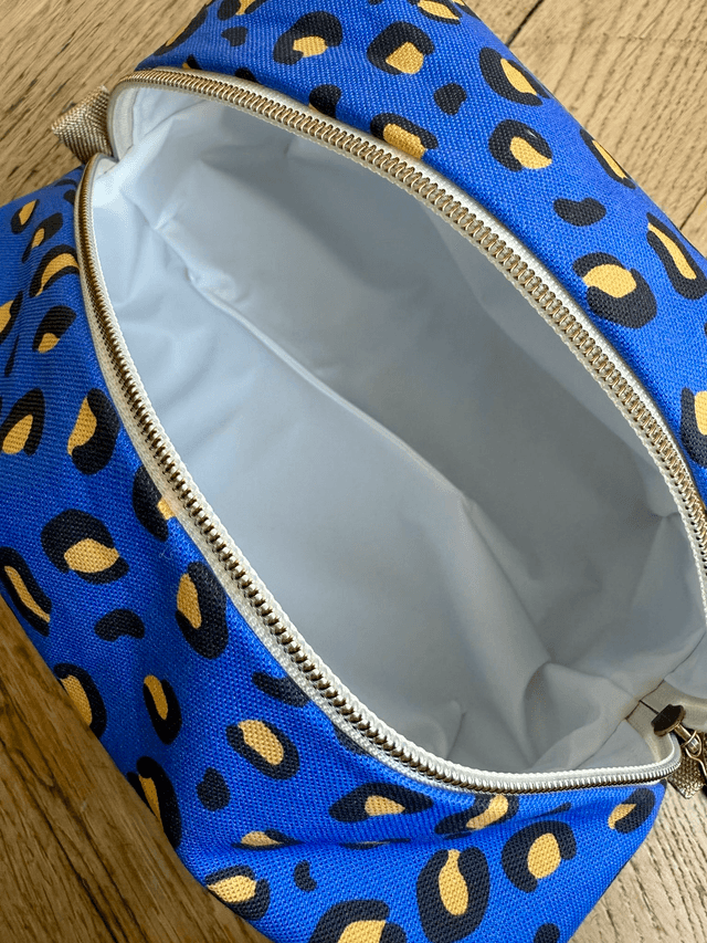 Trousse de toilette carré - tissu intérieur imperméable - LEOPARD velours bleu + bleu