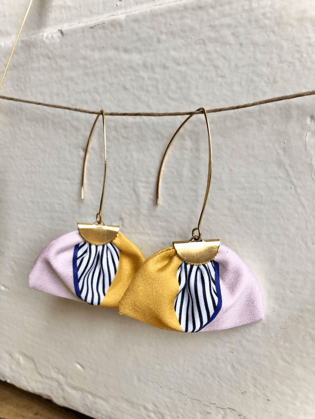 Boucles d&#039;oreilles -  LONGUES RAYEES - rose jaune et bleu