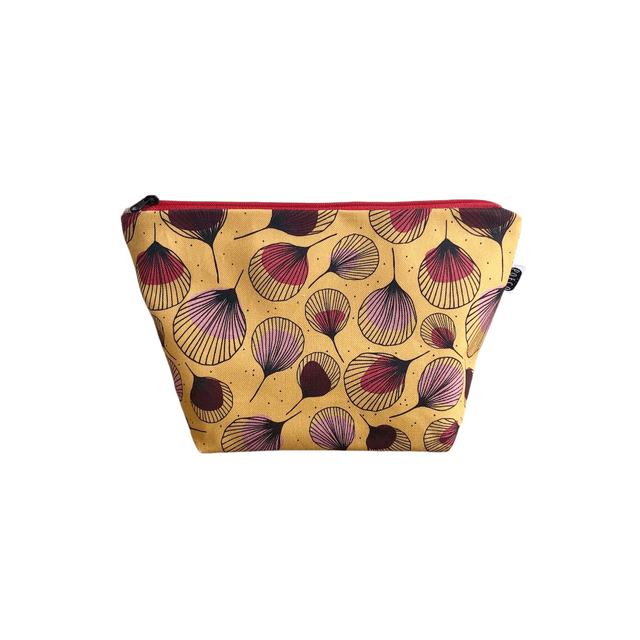 Trousse de toilette - tissu intérieur imperméable - PLUMES rouges fond jaune